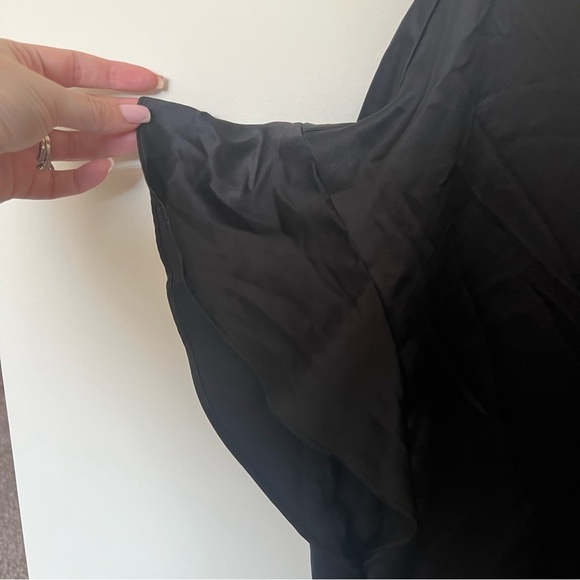 NWT Victoria’s Secret Love Satin Robe - Picture 8 of 8